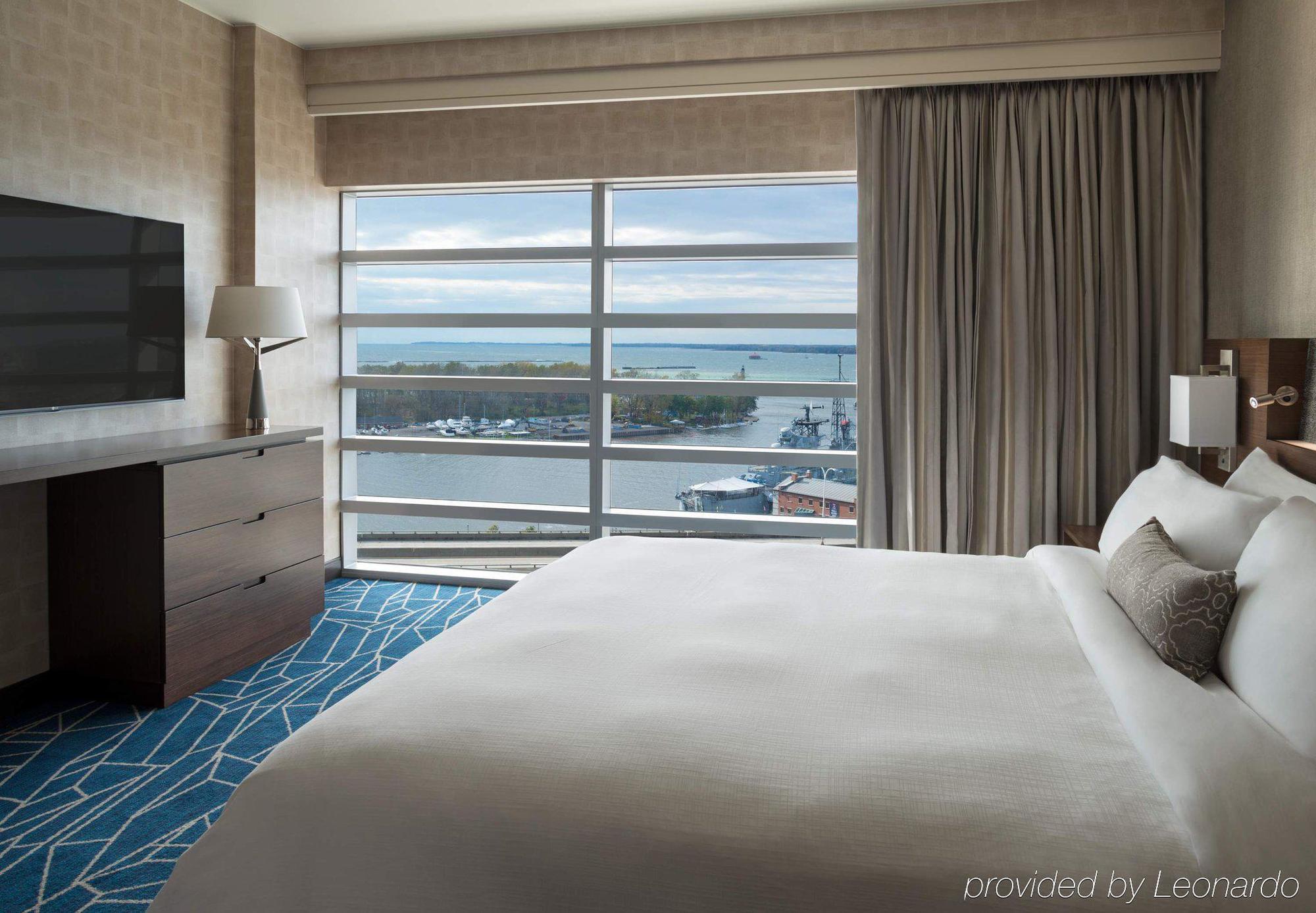 Buffalo Marriott At Lecom Harborcenter Exterior foto